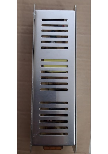 12 V 16,5 AMPER LED VE KAMERA TRAFOSU