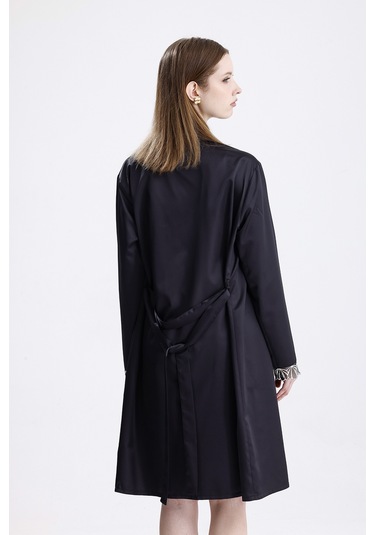 Laperissa Kadın Siyah Dantel Detaylı Kuşaklı Saten Dokuma Şık Sabahlık Siyah