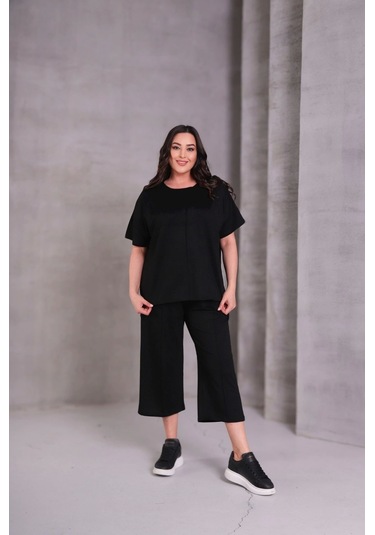 Önü Çimalı Takım Siyah