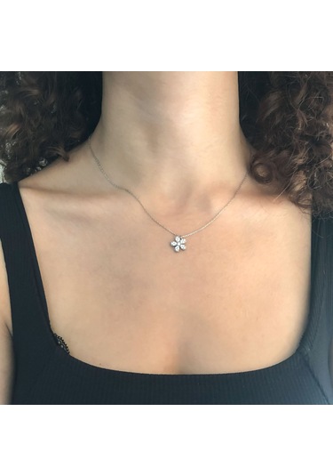 Ferizz Zirkon Taşlı Çiçek Model Gümüş Kolye Gk-309