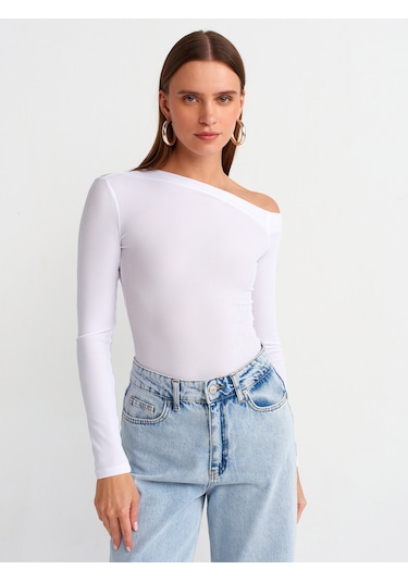 Dilvin Asimetrik Yaka Uzun Kollu Top Beyaz