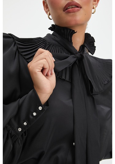 Kadın Fırfır Detaylı Gömlek Siyah