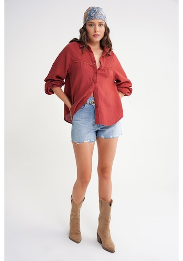 4677 Kadın Dantel Detaylı Müslin Gömlek Kızılcık Kızılcık