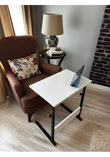 Yükseklik Ayarlı Laptop Sehpası 60x40 Beyaz Renk Mdf Malzeme Beyaz