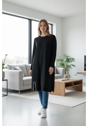 Kadın Önü Desenli Etek Yan Ucu Boncuklu Düşük Kol Tunik Siyah
