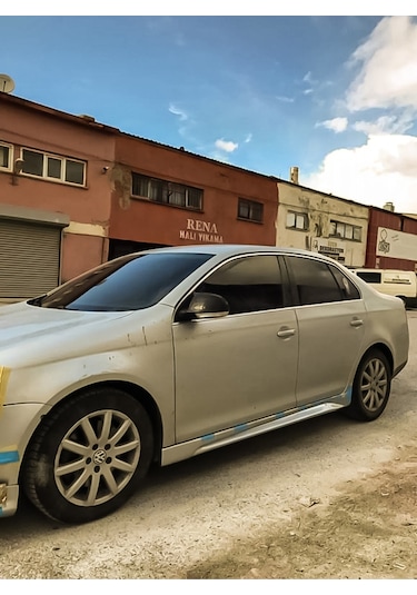 Volkswagen Jetta Mk5 2005-2010 Boyasız Plastik Marşpiyel Takımı