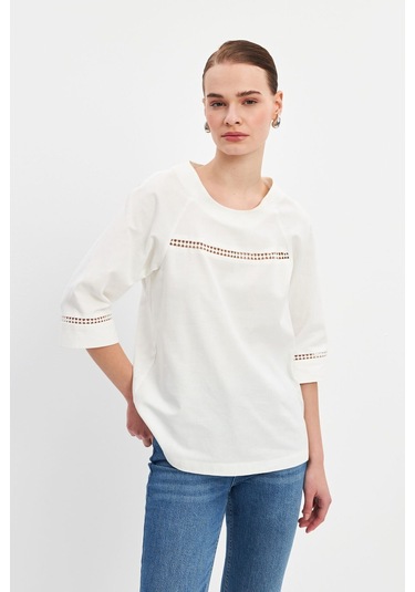 Stella Pulvis Ekru Dantel Detaylı Reglan Kol Bluz Ekru