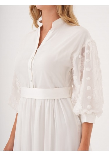 Dantel Detaylı Kemerli Şifon Gömlek Elbise Ekru