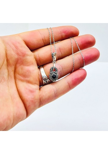 Gül Model Oltu Taşı İşçilikli 925 Ayar Gümüş Kolye Gümüş