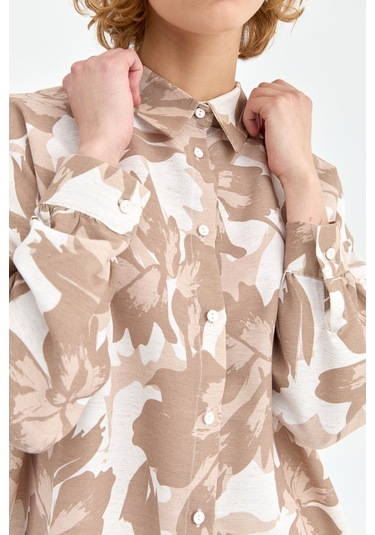 Yaprak Desenli Ferah Kumaş Pantolonlu Takım Bej Beyaz