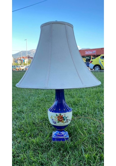 Çiçek Motifli Porselen Abajur 57 CM