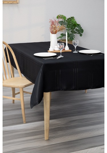 Neva Leke Tutmaz Masa Örtüsü 160x220 - Siyah Siyah