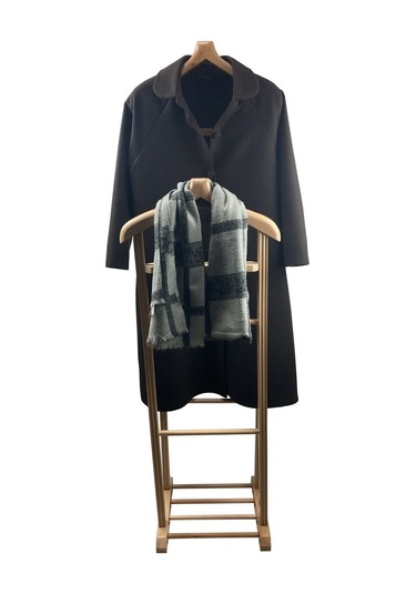 Melada Mobilya Gürgen 155 Cm Çift Tepeli Dilsiz Uşak Ham Cilalı Ceviz