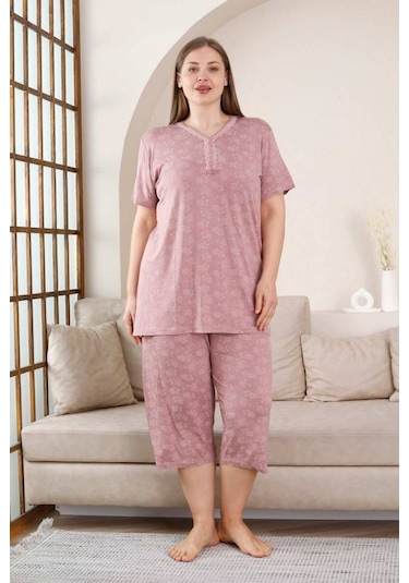 Kadın Gül Kurusu V Yaka Dantel Detay Viskon 3 Düğmeli Kısa Kol Yazlık Büyük Beden Kapri Pijama Gülkurusu