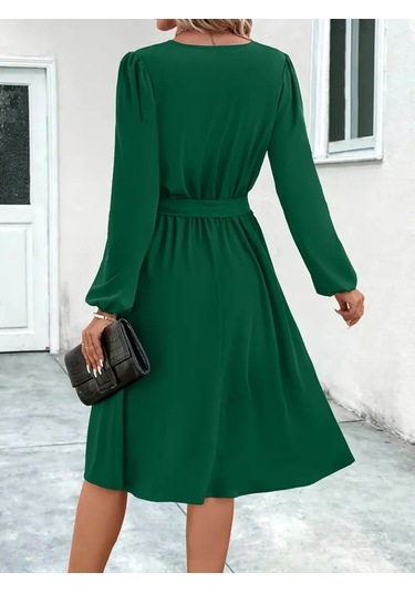 Kadın Uzun Kollu V Yakalı Belden Kuşaklı Kiloş Krep Elbise Yeşil