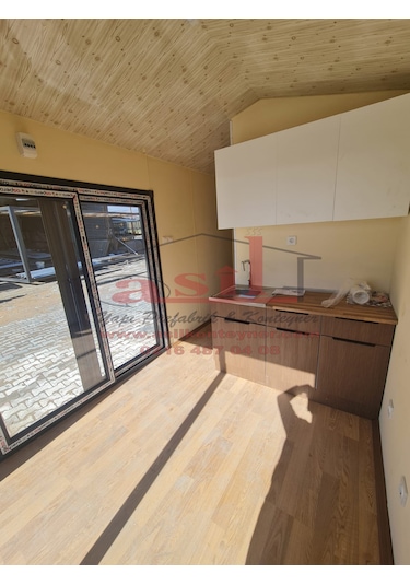 32 M² Loft Katlı, V Çatı + Verandalı Ahşap Desen Betopanlı Konut