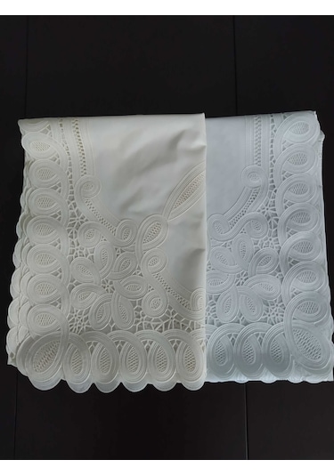 Seron  Dantel Görünümlü Pvc Masa Örtüsü