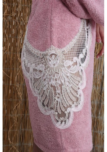 Flora Gelin Bornoz Seti 5 Parça Dantelli Çeyiz Bayan Bornoz Seti Pembe