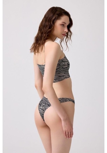 Basic Desenli Lazer Kesim Kadın Brezilya Külot 3'lü Paket-1 Çok Renkli 2 Çok Renkli