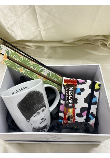 Atatürk Temalı Kupa Hediye Kutusu Öğretmenler Günü Hediyesi Şık Ve Anlamlı Hediye -