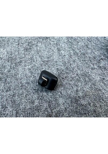 Vw A1 A3 A4 A5 Q3 2015- Güneşlik Ayagı Sıyah Oem No:8w0857562