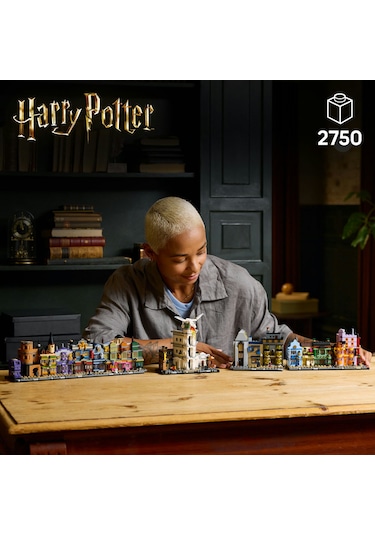 LEGO® Harry Potter™ Diagon Yolu Büyücü Mağazaları 76444 - Yetişkinler için Koleksiyonluk Yaratıcı Sergileme Modeli Yapım Seti (2750 Parça)