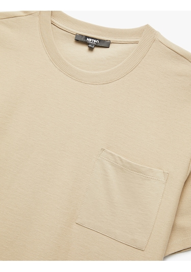 Koton Regular Fit Kısa Kollu Pamuklu Cep Detaylı Bisiklet Yaka Basic Tişört Bej 6wam10070hk Ekru