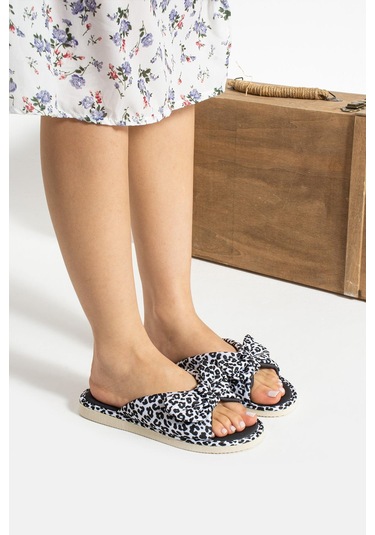 Modafrato Frezya Kadın Terlik Dış Mekan Ve Ev Terliği Havuz Plaj Terliği Siyah - Beyaz