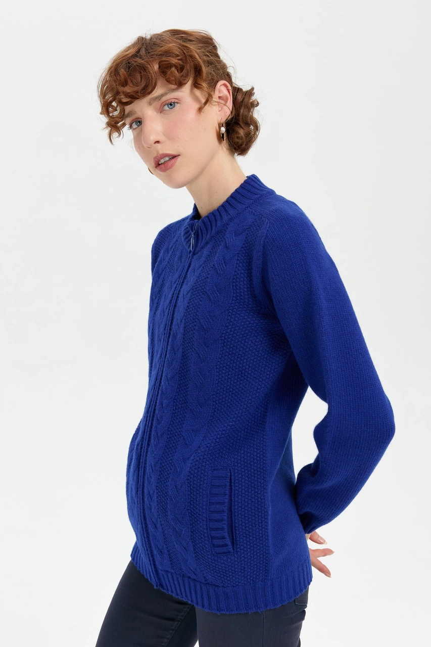 Kadın Dik Yaka Dikişsiz Önü Saç Örgülü Yün Hırka K.s.mavi K.s.mavi