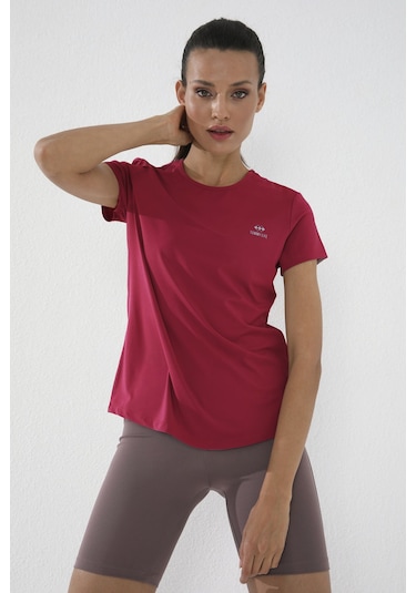 Viva Kırmızı Basic Kısa Kol Standart Kalıp O Yaka Kadın T-shirt - 97144 Kirmizi Viva Kırmızı Basic Kısa Kol Standart Kalıp O Yaka Kadın T-shirt - 97144 Kirmizi
