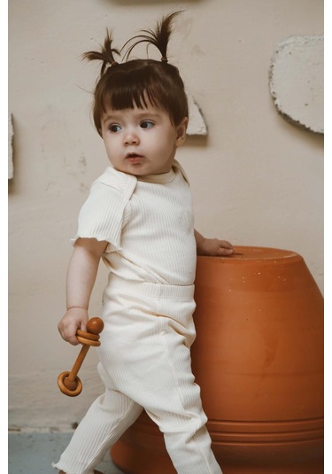 Deniz Kabuğu Nakışlı Fitilli Body Tayt Set Krem