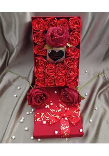 İnci Mode Seni Seviyorum 18+1 Çiçekli Kutu Hediyelik Çiçek Kutusu Kırmızı Sevgiliye Eşe Hediye