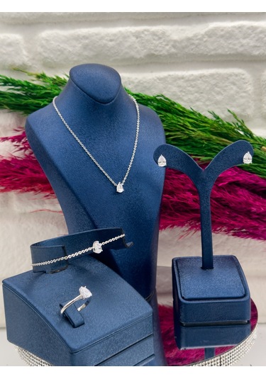 925 Ayar Gümüş Özel Tasarım 4 Lü Damla Modeli Lüks Kadın Takı Seti Gümüş