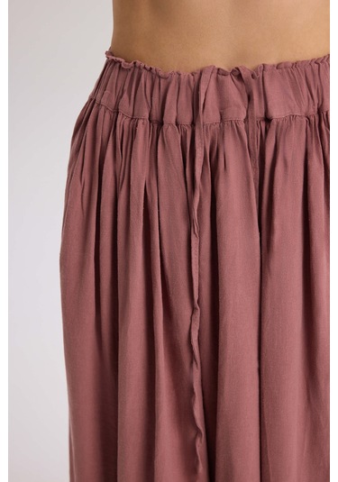 Mai Collection Mai Studios Co. Gabbiano Bağcıklı Pileli Açık Bordo Etek Çok Renkli Mai Collection Mai Studios Co. Gabbiano Bağcıklı Pileli Açık Bordo Etek Çok Renkli
