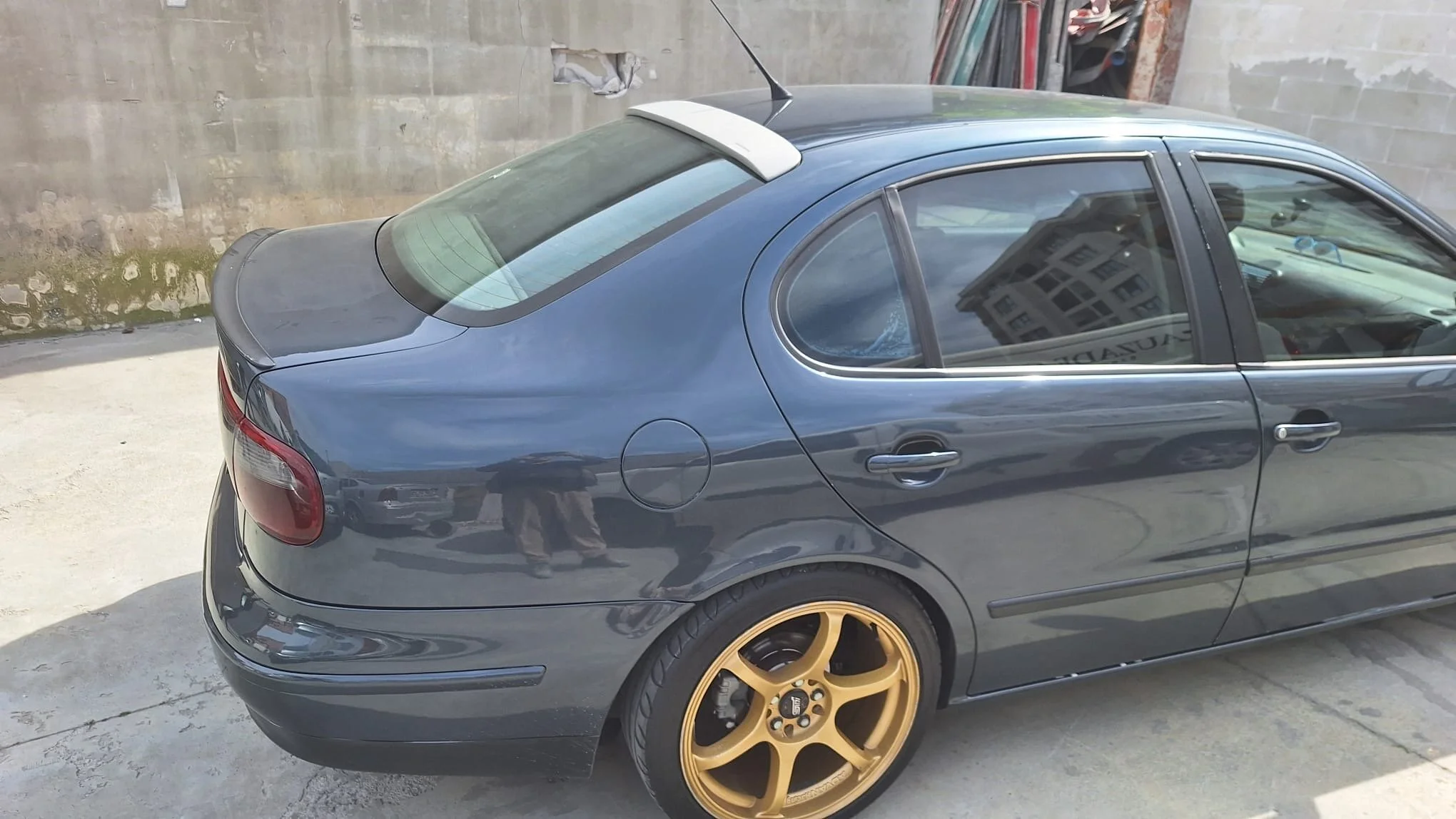 Seat Toledo Cam Üstü Spoiler Fiber Boyasız