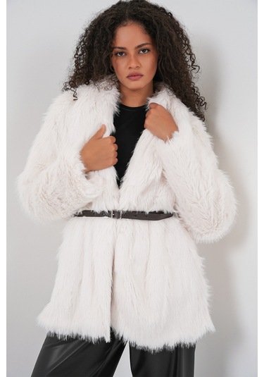 Kadın Kemerli Oversize Kürklü Kaban 9156 - Beyaz Beyaz
