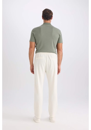 DeFacto Regular Fit Eşofman Altı Beli Bağcıklı Cep Detaylı Düz Paça D9701AX24AUER223