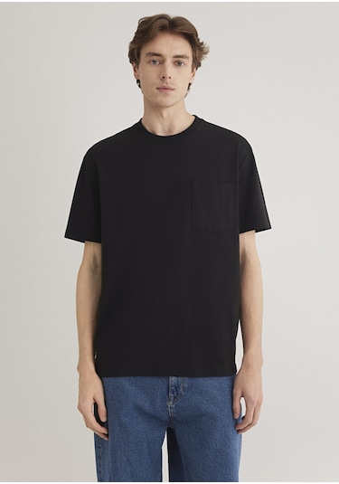 Mavi Cepli Siyah Erkek T-shirt M066248-900 Siyah
