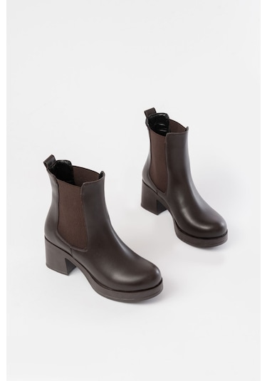 5109-3056 Kahverengi Lastikli Fermuarlı Kalın Topuklu Günlük Bot Kahve