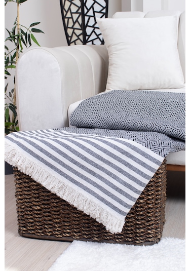 Pamuklu Püsküllü Elmas Desenli Koltuk Örtüsü 170x210 Cm Dekoratif Kanepe, Yatak Ve Tv Örtüsü Siyah