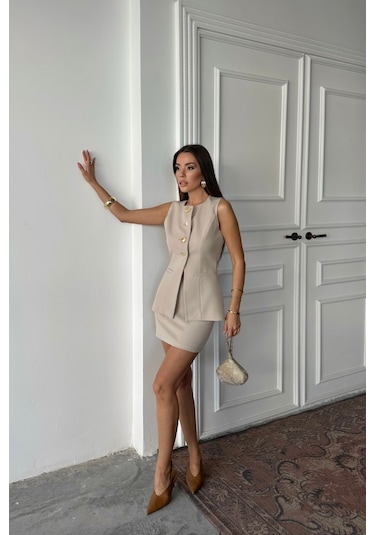 Sensuelle Klasik Gold Düğmeli Yelek - Kısa Etek Takım - Bej Bej