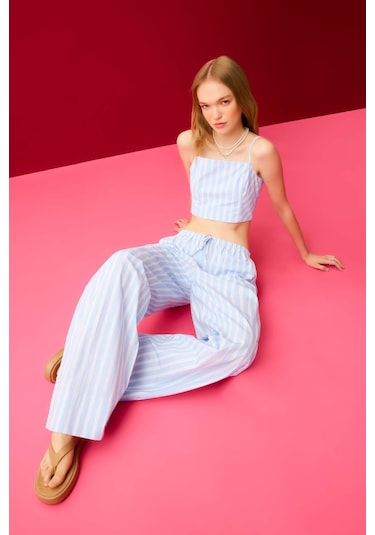 DeFacto Coool Çizgili Poplin Askılı Bluz D3517AX24HSBE196