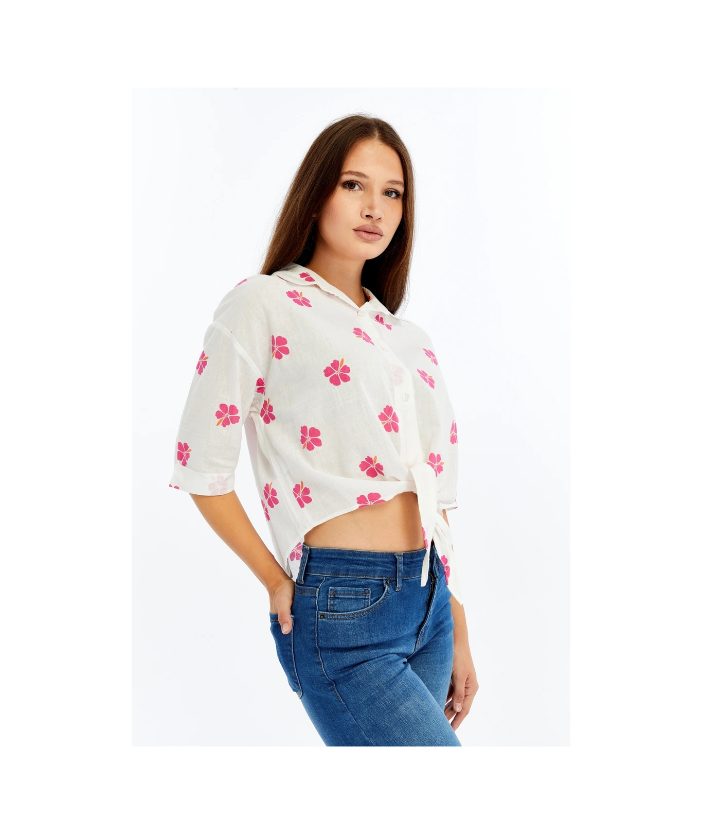 Kadın Çiçek Desenli Bağlamalı Kısa Kollu Gömlek Yazlık Hafif Kumaş Beyaz Pembe