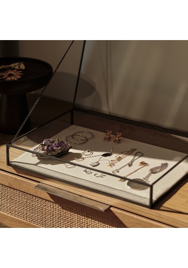 Cam Takı Ve Aksesuar Kutusu Keten Tabanlı Siyah 35x25x5cm