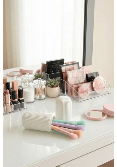 Beyaz - Seyahat Tipi Diş Fırçası, Makyaj Malzemesi Saklama Kabı, Çok Amaçlı Aksesuar Organizeri Beyaz