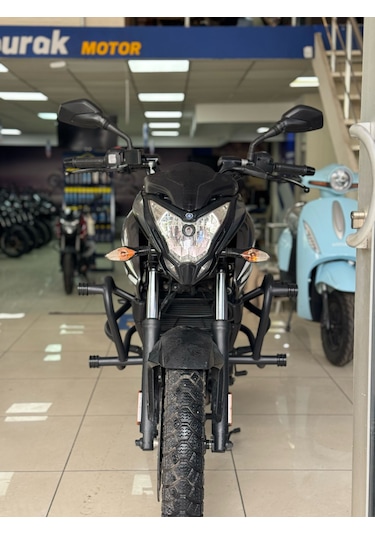 Bajaj Pulsar Ns 200 Özel Üretim Ön Koruma Demiri 3 Takozlu Siyah