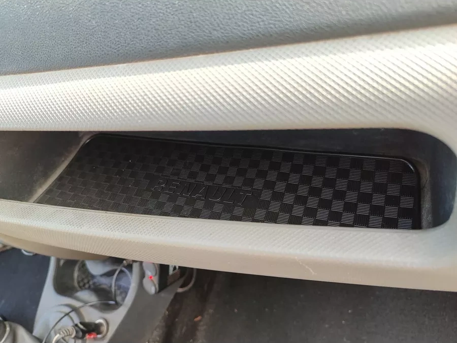 Gradicom Renault Logan 1. Üniversal Bardak Tutucu Ve Niş Paspasları. 163851025