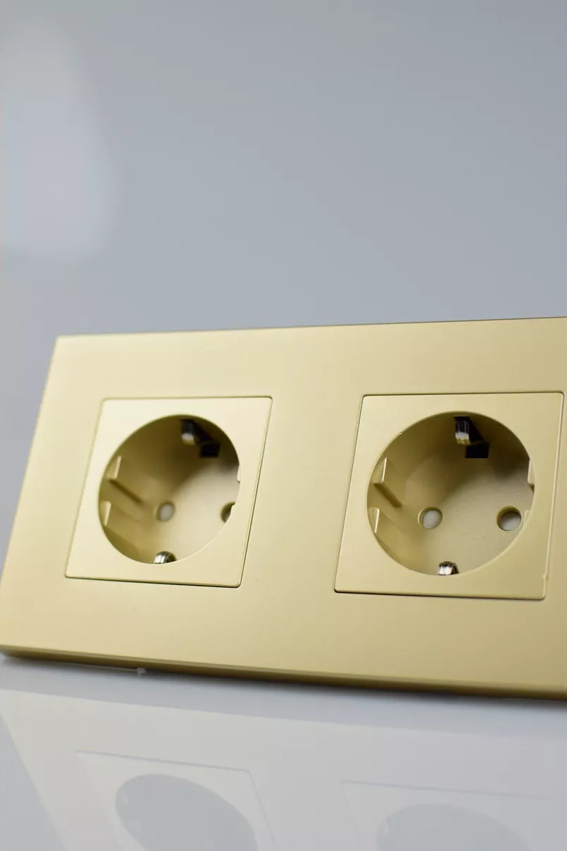 Vo'stabl Topraklamalı Çift Altın Priz 182583153 102