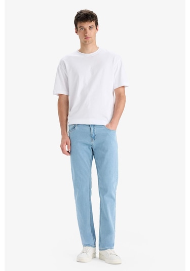 Defacto Sergio Regular Fit Normal Kalıp Normal Bel Boru Paça Jean Pantolon E7268ax25smnm39 Mavi