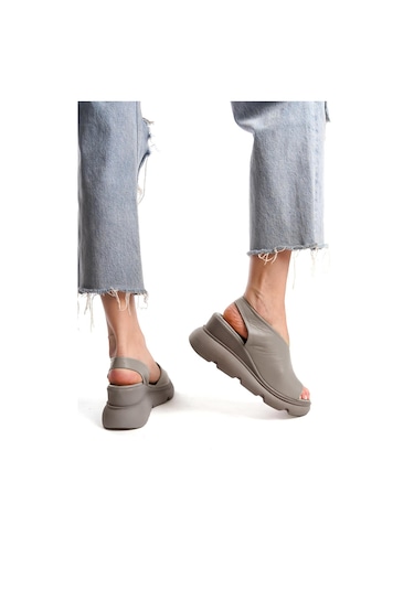 Elit Lyna Kadın Hakiki Deri Dolgu Topuk Sandalet Gri Gri